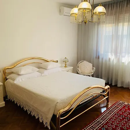 La Maison - * 里米尼